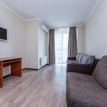 Appartement Flatrent Drahomanova 2A à Kiev Extérieur photo