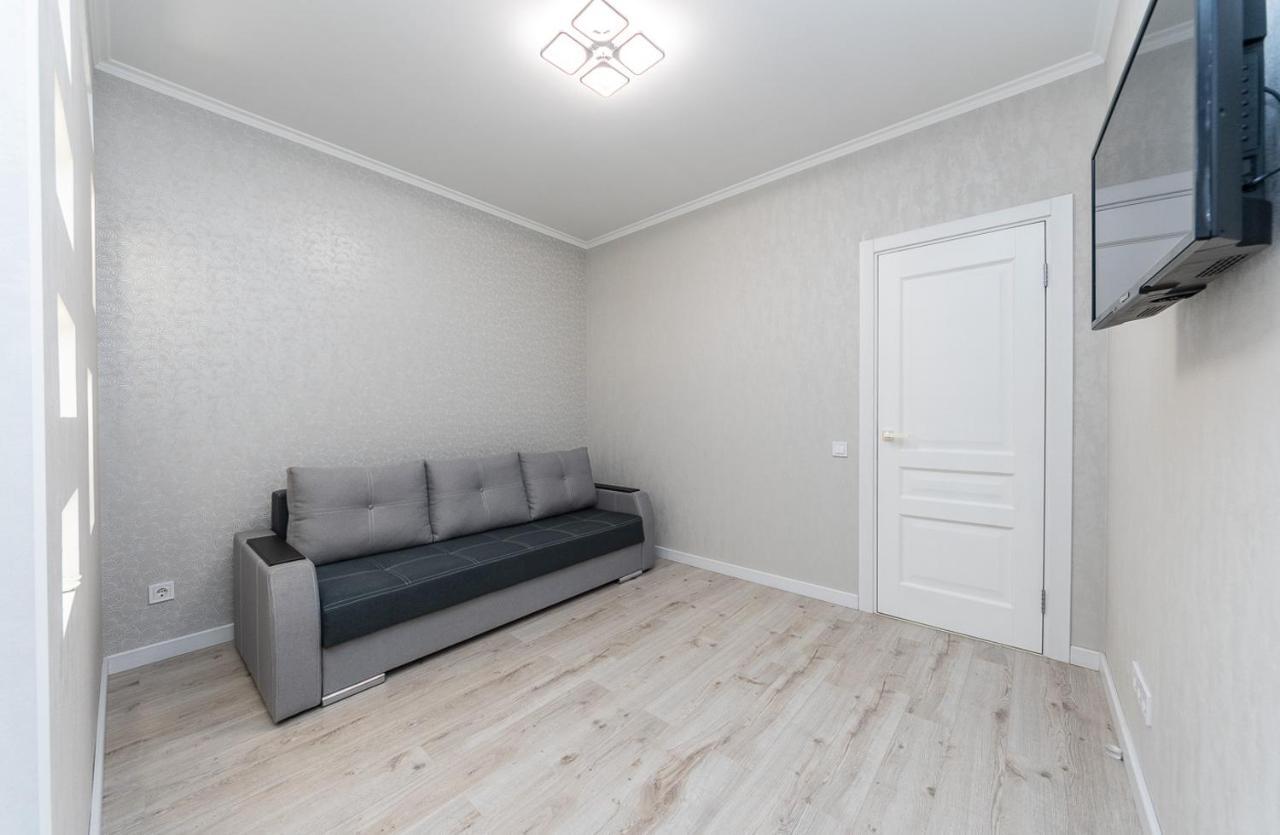 Appartement Flatrent Drahomanova 2A à Kiev Extérieur photo