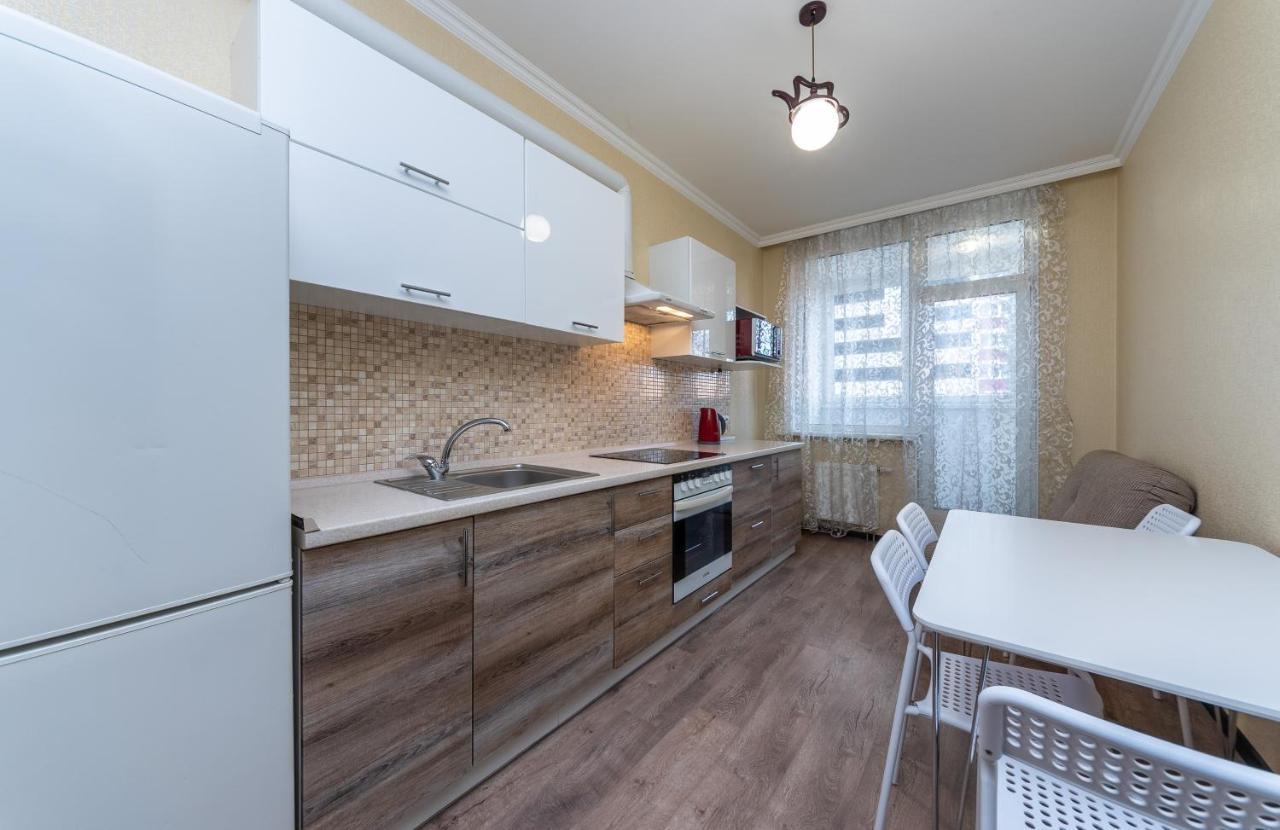 Appartement Flatrent Drahomanova 2A à Kiev Extérieur photo