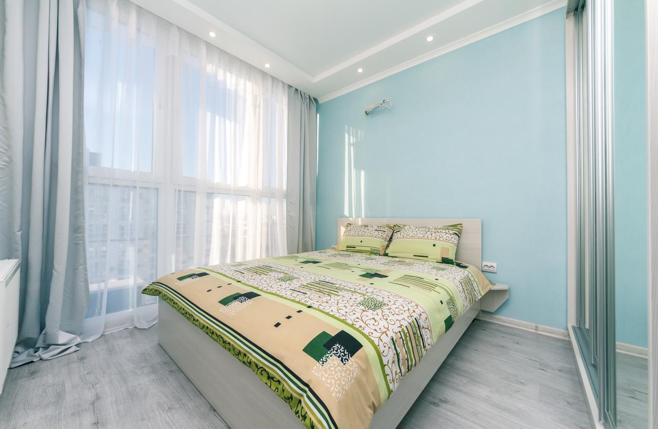 Appartement Flatrent Drahomanova 2A à Kiev Extérieur photo