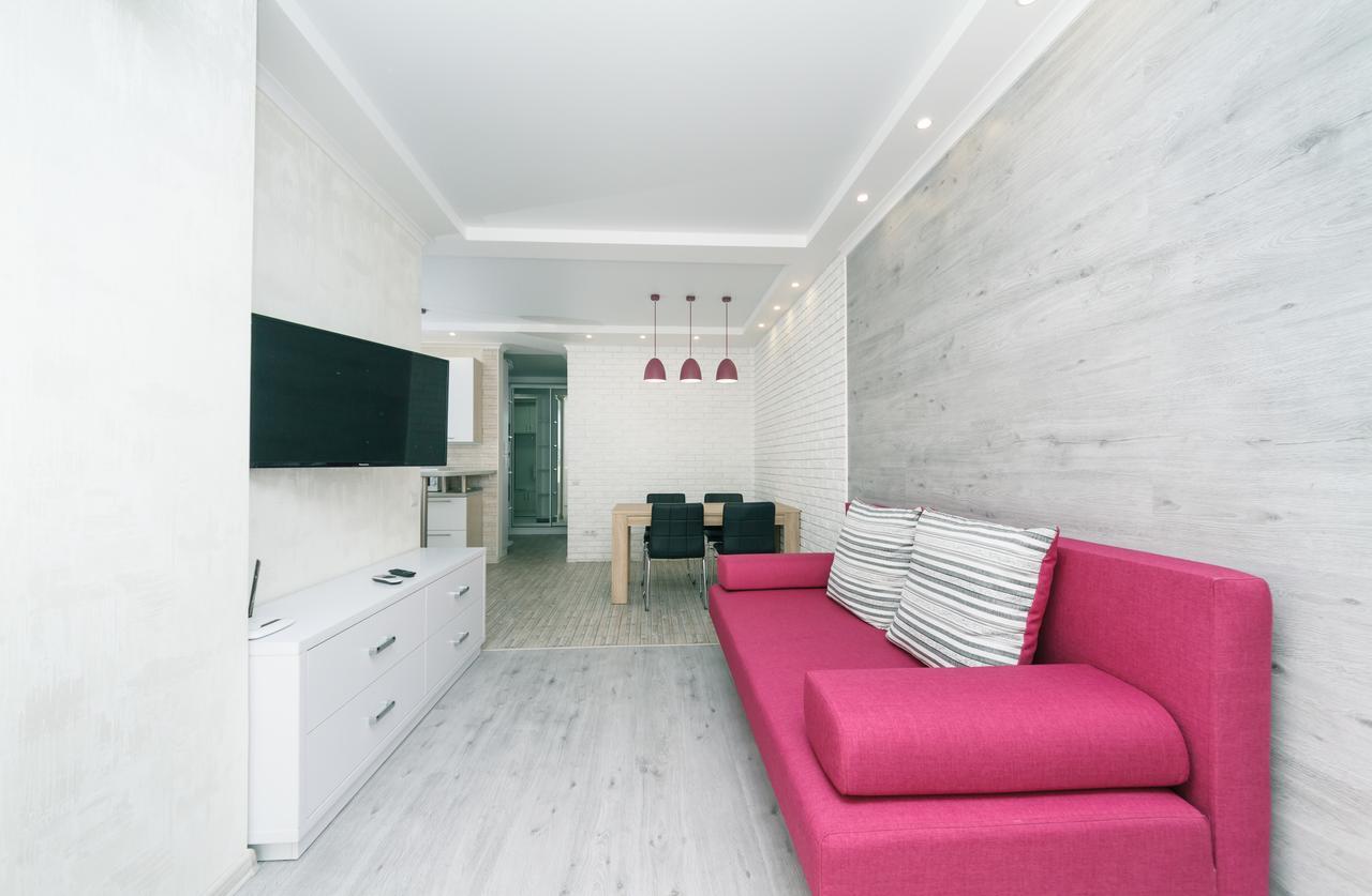 Appartement Flatrent Drahomanova 2A à Kiev Extérieur photo