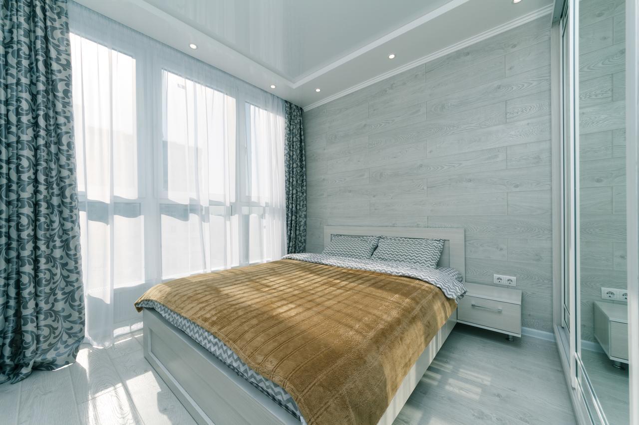 Appartement Flatrent Drahomanova 2A à Kiev Extérieur photo