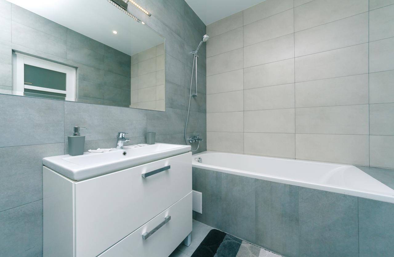Appartement Flatrent Drahomanova 2A à Kiev Extérieur photo