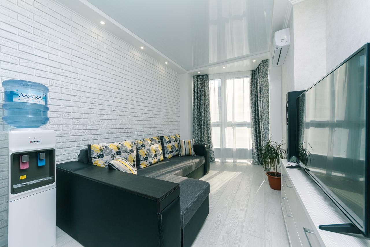 Appartement Flatrent Drahomanova 2A à Kiev Extérieur photo